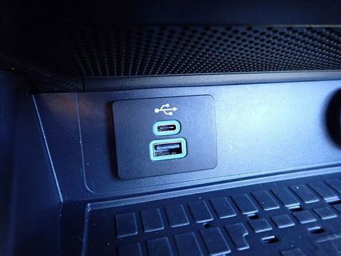 Used 2024 Ford Mustang Premium image 19