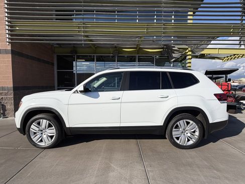 Used 2019 Volkswagen Atlas SE w/ Panoramic Sunroof Package image 7
