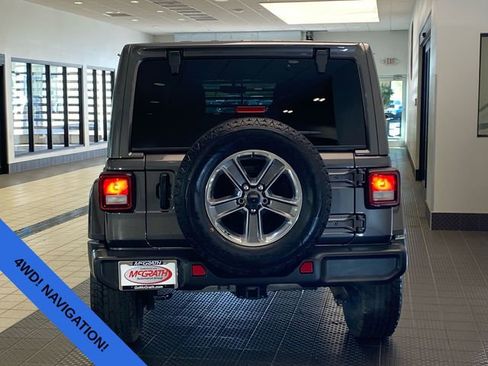 Used 2022 Jeep Wrangler Unlimited Sahara w/ Cold Weather Group AWD/4WD image 5