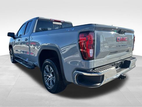 New 2025 GMC Sierra 1500 SLE w/ Preferred Package image 13