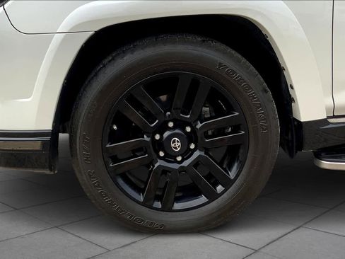 Used 2019 Toyota 4Runner Limited image 10