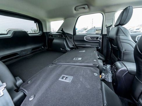 Used 2025 Ford Bronco Sport Outer Banks w/ Outer Banks Tech Package+ image 11