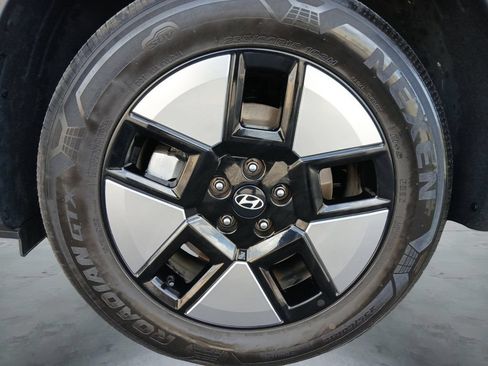 Used 2026 Hyundai Santa Fe SEL FWD image 14