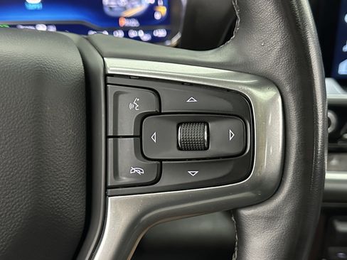 Used 2024 Chevrolet Silverado 2500 LTZ w/ LTZ Convenience Package image 26