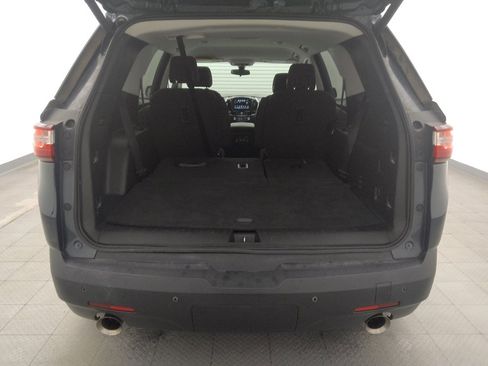 Used 2018 Chevrolet Traverse LT FWD image 29