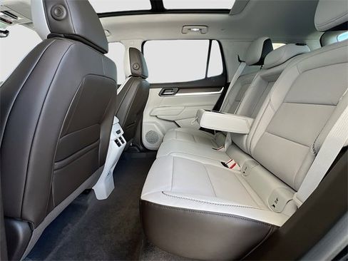 New 2026 GMC Terrain Denali image 17