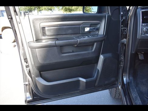 Used 2018 RAM 1500 Sport w/ Sport Premium Group image 18