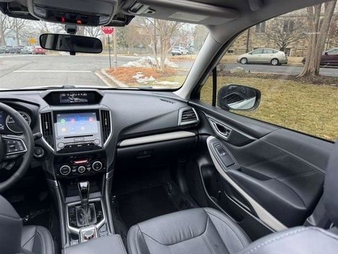 Used 2023 Subaru Forester Limited image 28