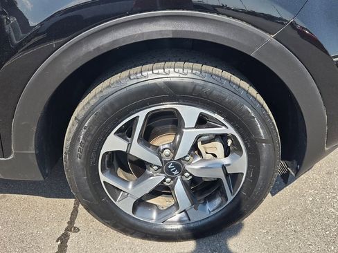 Used 2022 Kia Sportage LX AWD/4WD image 8