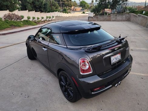 Used 2012 MINI Cooper Coupe S image 9