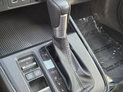 Used 2025 Honda CR-V EX image 32