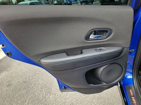 Used 2019 Honda HR-V Sport image 10