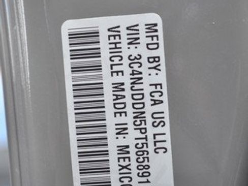 Used 2023 Jeep Compass Trailhawk image 14