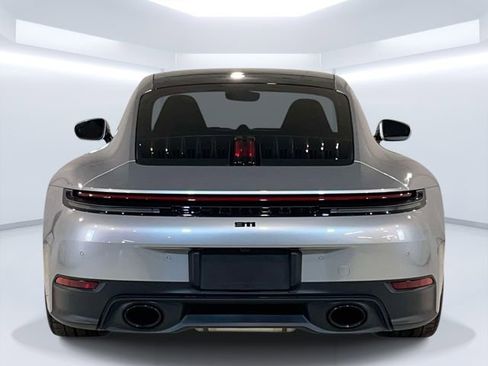 Certified 2025 Porsche 911 Carrera RWD image 8