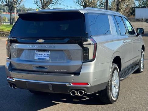 New 2026 Chevrolet Suburban Premier image 7
