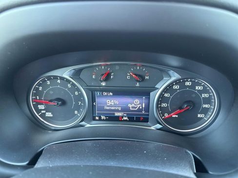 Used 2024 GMC Terrain SLE image 26