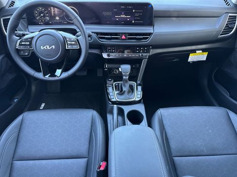 New 2026 Kia Seltos EX image 13