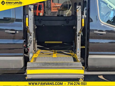Used 2024 Ford Transit 350 XL image 5