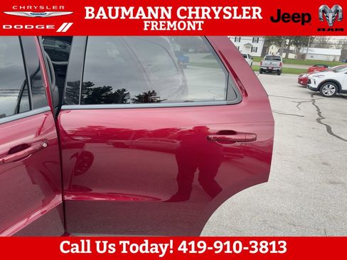 Used 2022 Dodge Durango GT AWD/4WD image 15