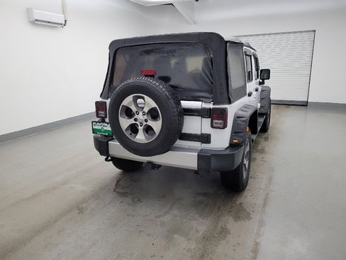 Used 2016 Jeep Wrangler Unlimited Sahara w/ Connectivity Group image 7