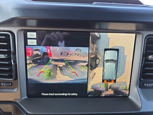 Used 2022 Ford Bronco Outer Banks AWD/4WD image 19