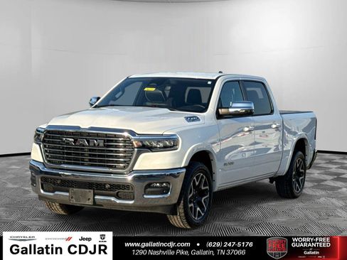 Used 2025 RAM 1500 Laramie AWD/4WD image 1