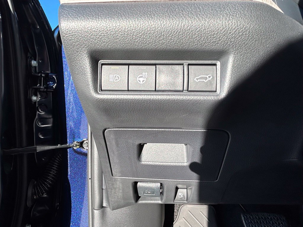 Used 2026 Toyota Grand Highlander AWD image 16