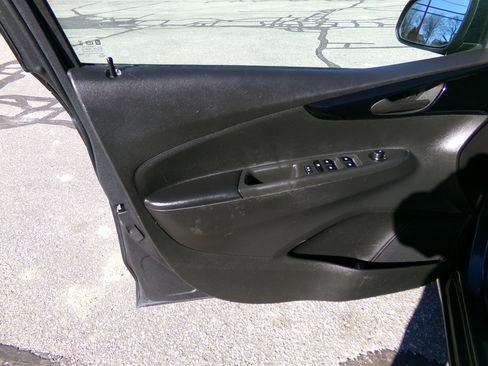 Used 2021 Chevrolet Spark LT image 12