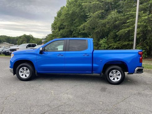Used 2025 Chevrolet Silverado 1500 LT RWD image 2
