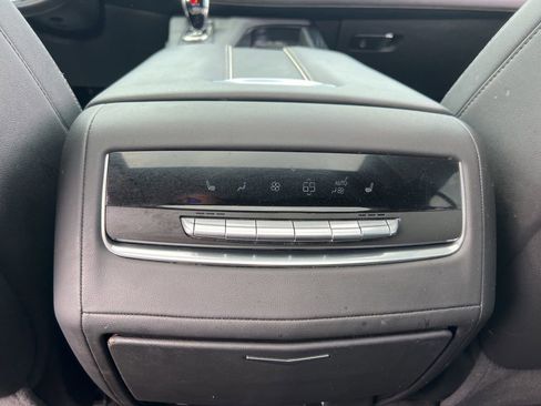 Used 2024 Cadillac Escalade ESV Sport w/ LPO, ONYX Package AWD/4WD image 28