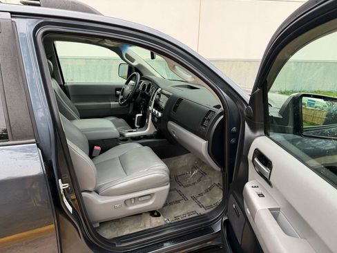Used 2008 Toyota Sequoia Limited AWD/4WD image 26