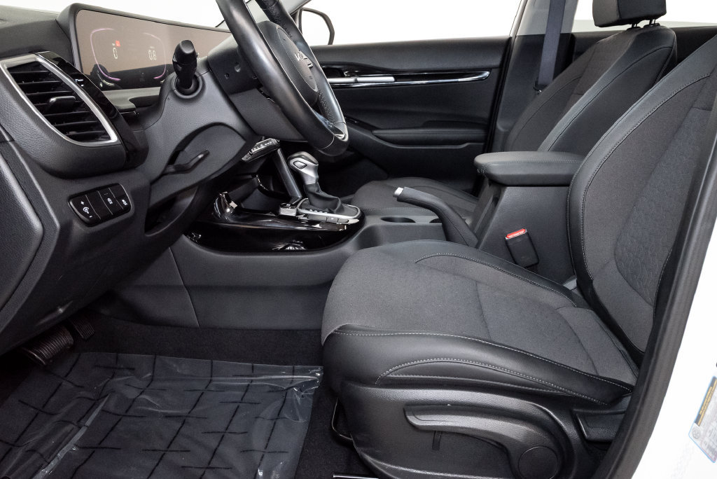 Used 2026 Kia Seltos S FWD image 12
