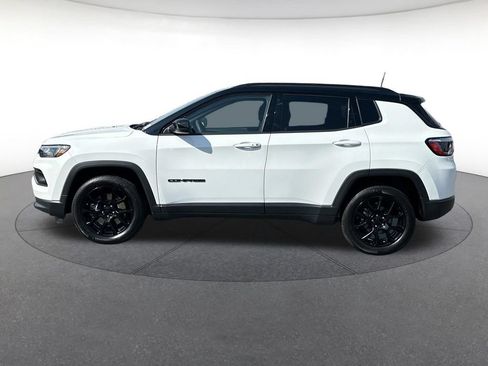Certified 2024 Jeep Compass Latitude w/ Altitude Special Edition AWD/4WD image 2