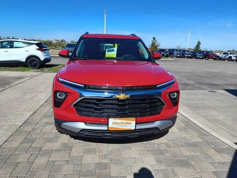 New 2026 Chevrolet TrailBlazer LT AWD/4WD image 3