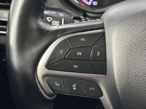 Used 2020 Jeep Grand Cherokee Overland image 14