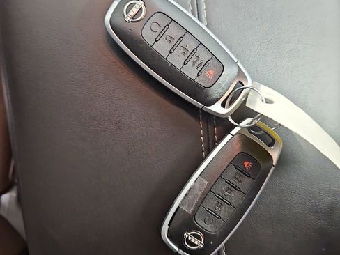 Certified 2025 Nissan Pathfinder Platinum w/ Cargo Package image 31