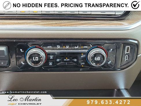 Used 2025 Chevrolet Silverado 1500 LT AWD/4WD image 27