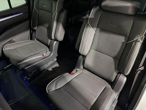 Certified 2025 Cadillac Escalade Sport w/ Touring Package AWD/4WD image 40