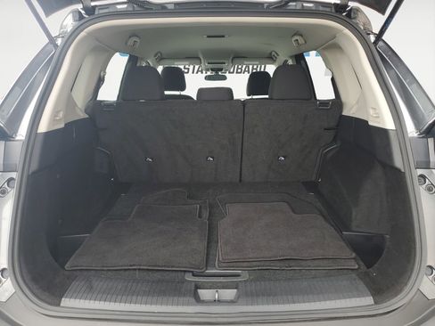 Used 2023 Nissan Rogue S image 16