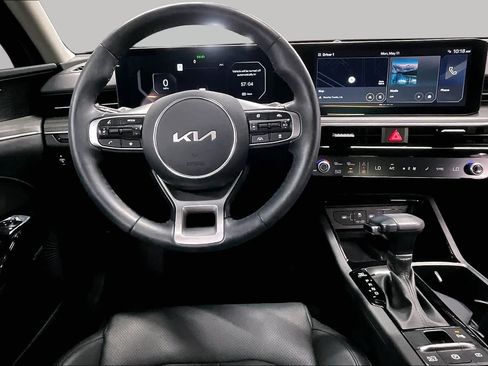 Used 2025 Kia K5 EX FWD image 6