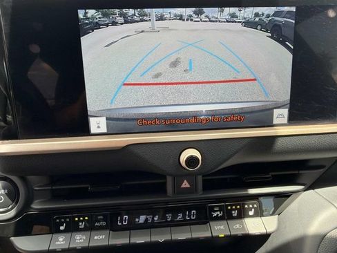 Used 2023 Toyota Crown AWD/4WD image 29