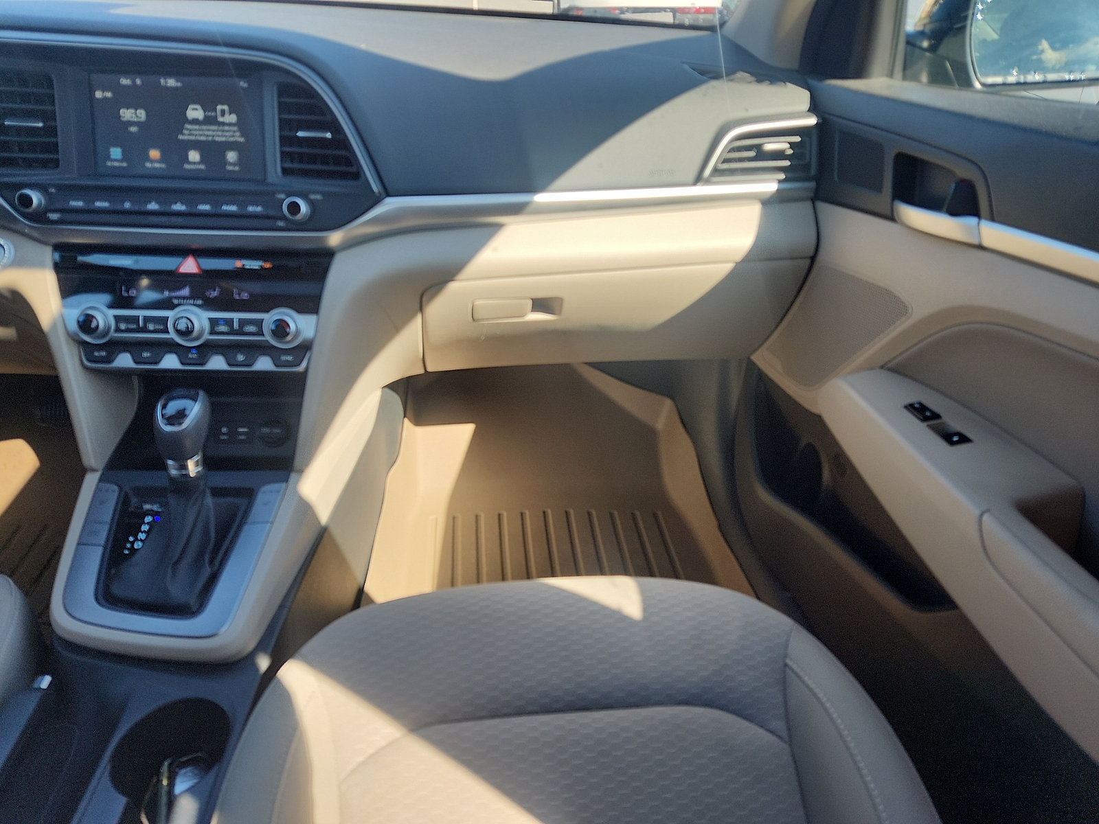 Used 2020 Hyundai Elantra Value Edition FWD image 10