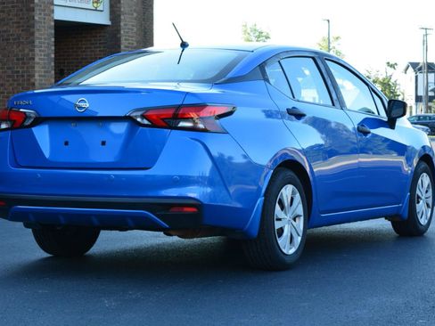 Used 2020 Nissan Versa S FWD image 5