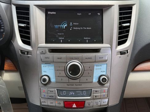 Used 2013 Subaru Outback 2.5i Limited AWD/4WD image 29
