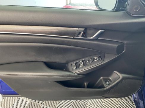 Used 2019 Honda Accord Sport image 17