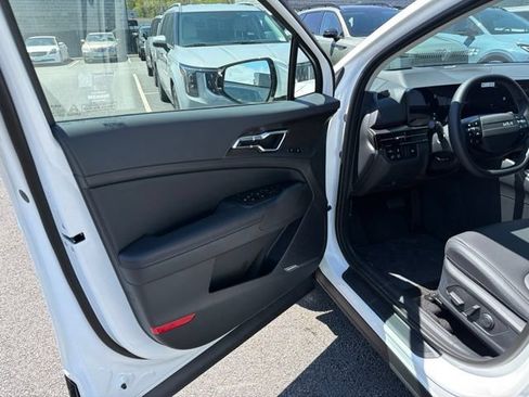 New 2026 Kia Sportage SX Prestige AWD/4WD image 12