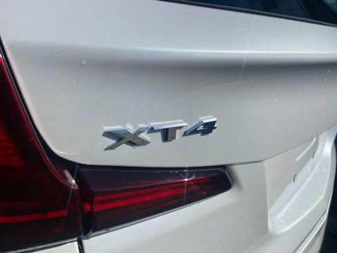 Certified 2025 Cadillac XT4 Premium Luxury image 7