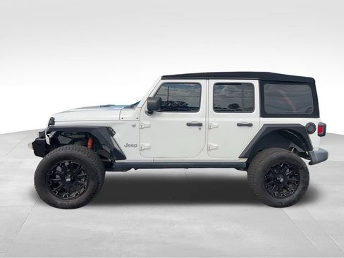 Used 2018 Jeep Wrangler Unlimited Sport AWD/4WD image 33