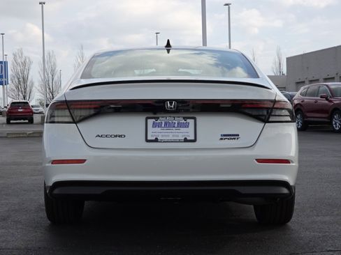 New 2026 Honda Accord Sport image 17