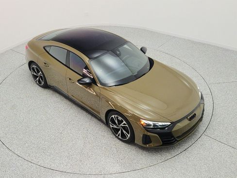 Used 2024 Audi e-tron GT Prestige AWD/4WD image 24